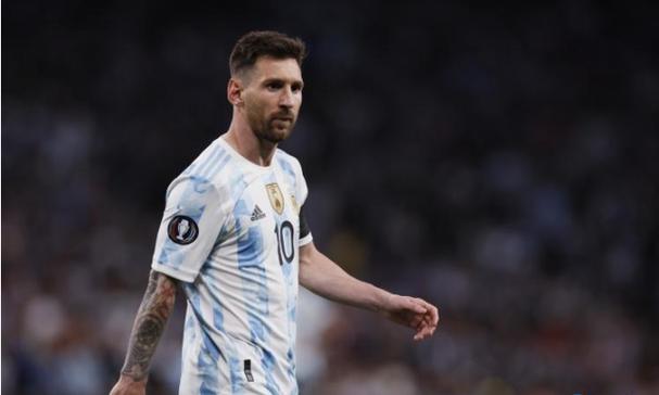 每天120名老人撸铁，泰康